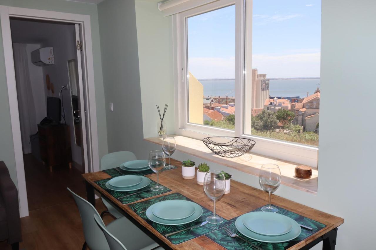 Lisbon, T2 Renewed Duplex With River View, Beato, Lisbona Esterno foto