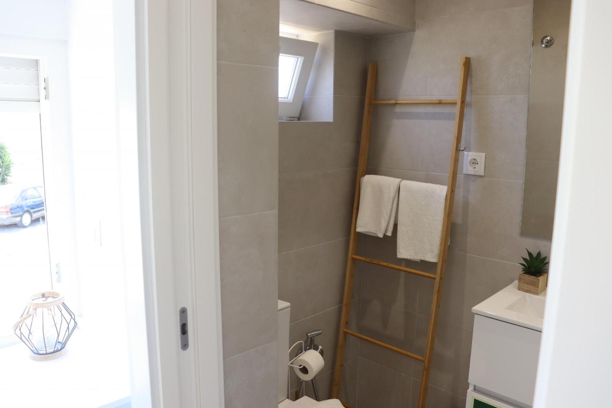 Lisbon, T2 Renewed Duplex With River View, Beato, Lisbona Esterno foto