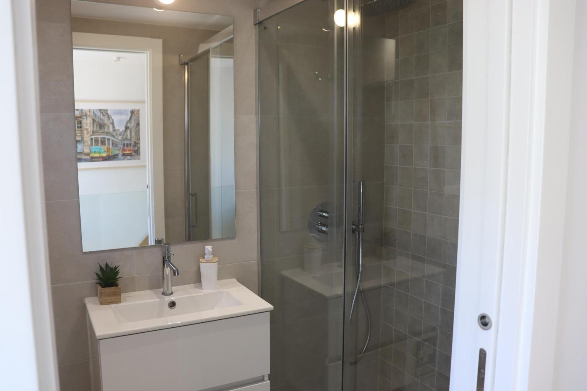 Lisbon, T2 Renewed Duplex With River View, Beato, Lisbona Esterno foto